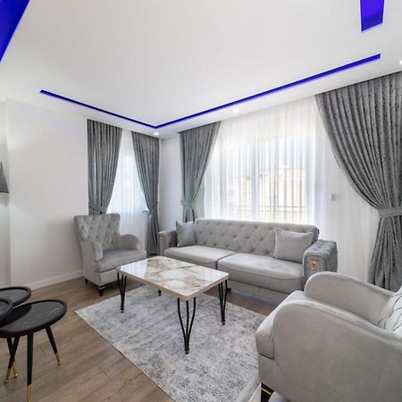 Modern And Central Duplex Apartment Near Beach In Antalia Esterno foto